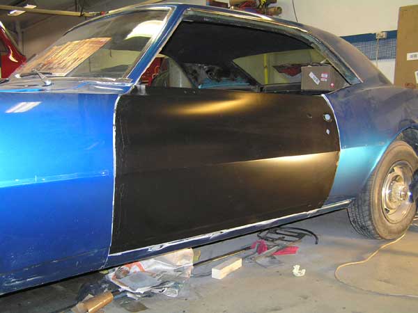 1967 Chevrolet Camaro restoration - New door skins monted on car 